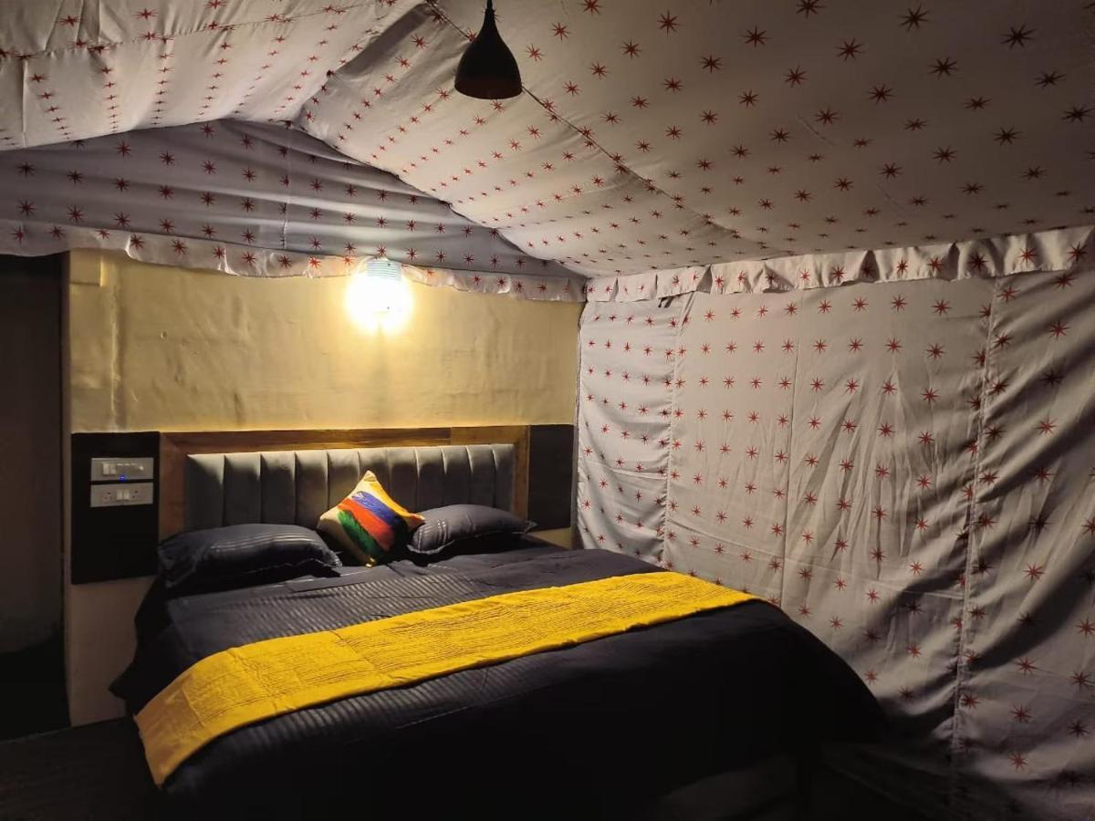 Riverside Glamping By Stayapart X Elephant Brook Bijni Dış mekan fotoğraf